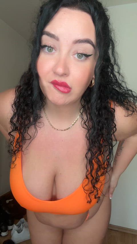 bbw chubby saggy tits clip