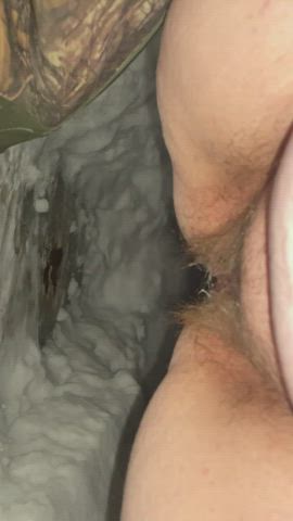Wifey pissing outside right after her creampie. She is 21 weeks preggo.