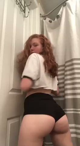 Ass Redhead Thick Twerking clip