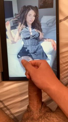 Pokimane’s thick thighs get a thick load