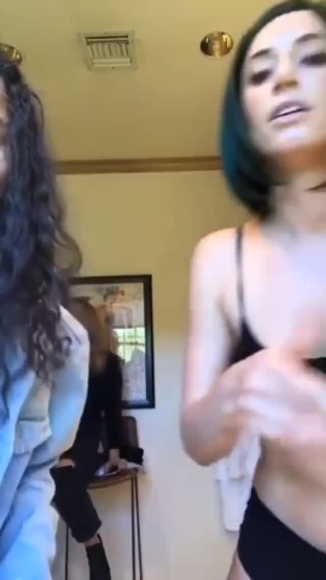 Yesjulz dancing with sexy wig on