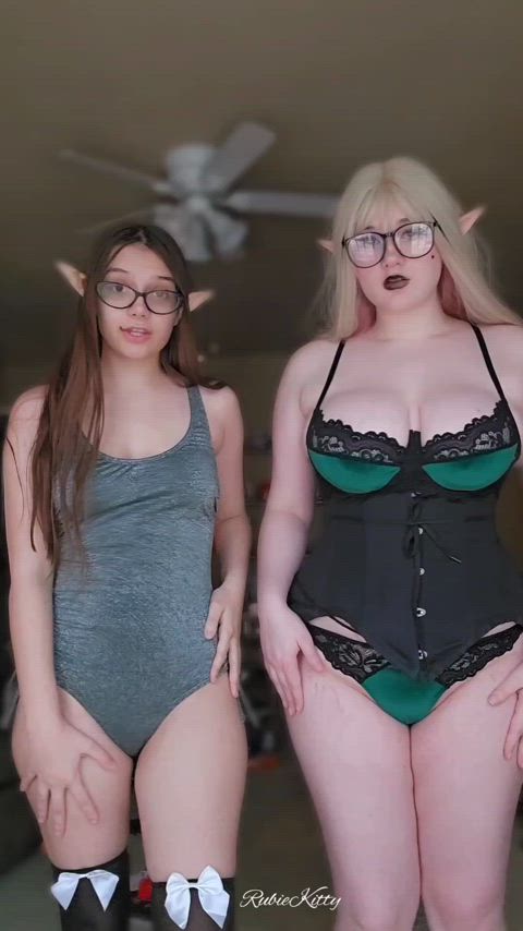 amateur cute girls glasses nerd onlyfans teen adorable-porn amateur-girls girls-with-glasses