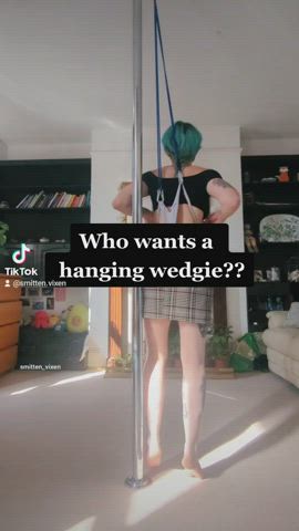 Hanging wedgie training 😬