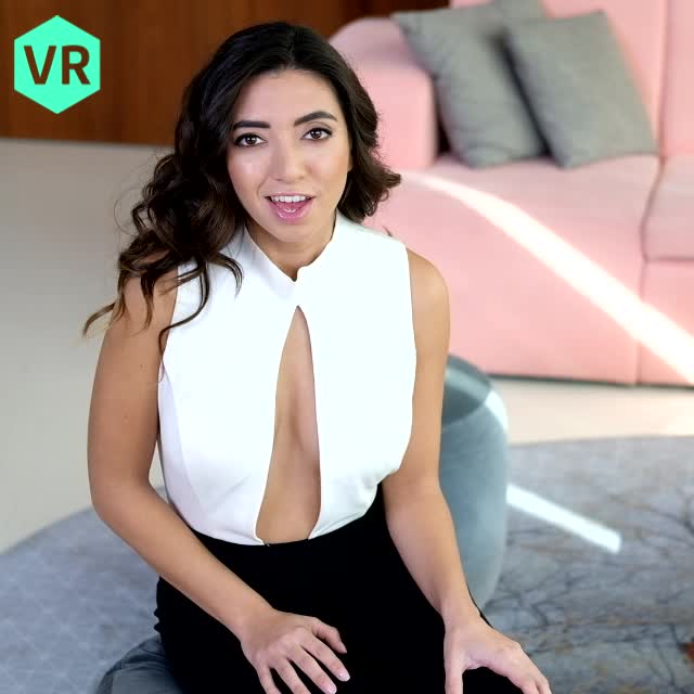 @FridaSante  gets ready to fuck in VR