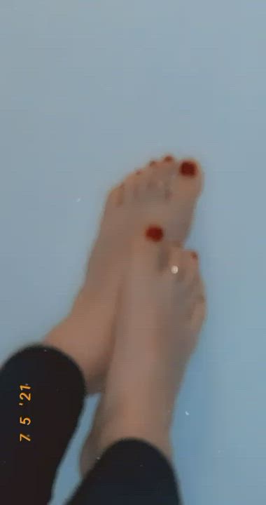 Would you suck my toes?