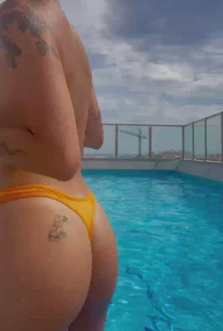 Wanna fuck me raw in that pool? link is below baby