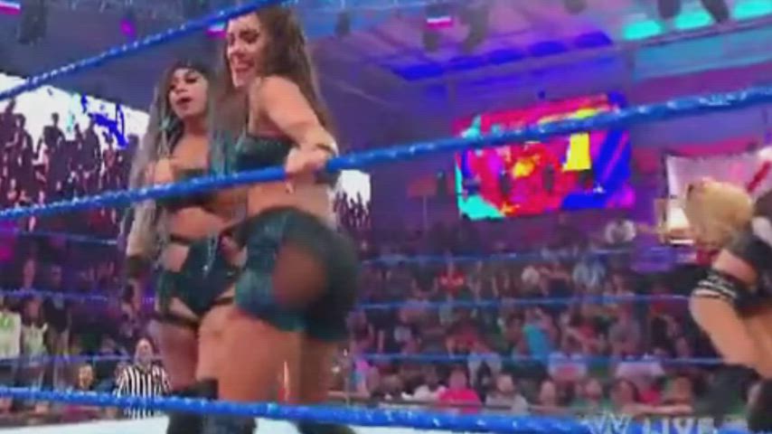 Big Ass Twerking Wrestling clip