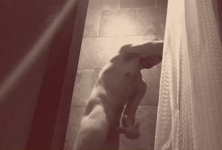 Masturbating in the shower 🥵🔺🔺🔺🥵