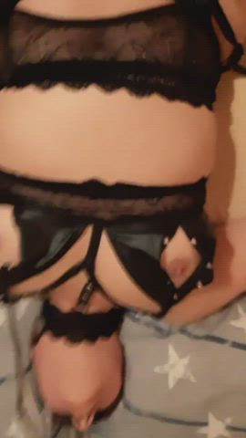 Tie me down and make me cum girls [F38]