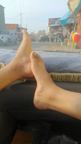(28) I know I have the most beautiful feet in Peru 🇵🇪, so I want someone to