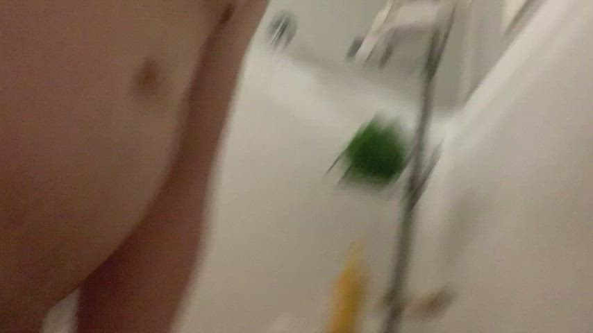 Just in the shower playing with myself hmu for full video
