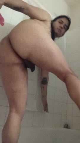 Power fucking my big wet ass with a big dildo in the shower ?