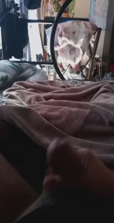 cumshot vid I found in my gallery, among others;)