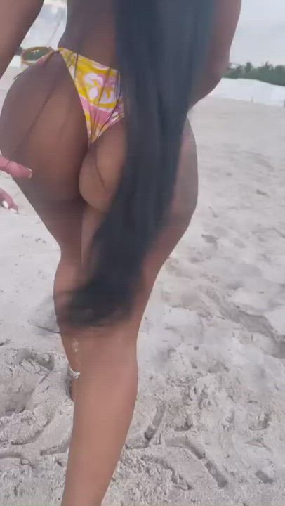 Beach Bikini Booty Ebony clip