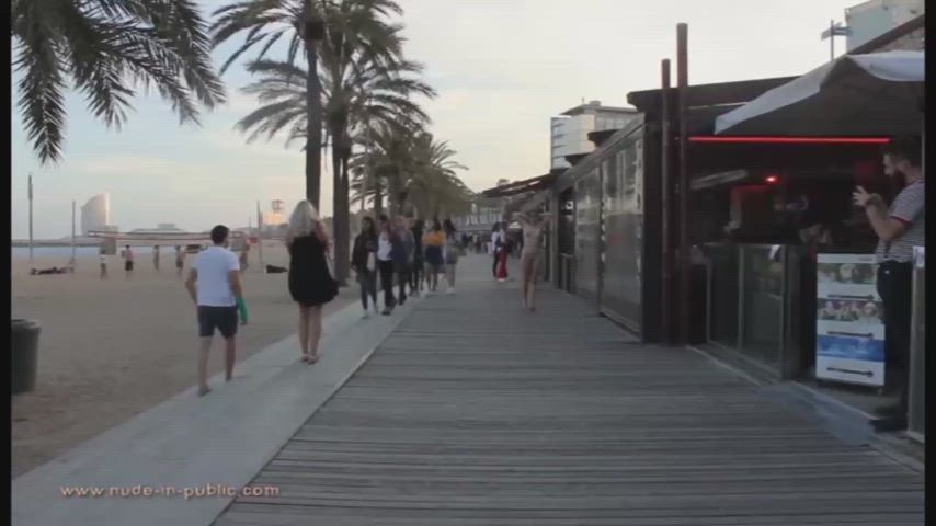 big tits exhibitionist public clip