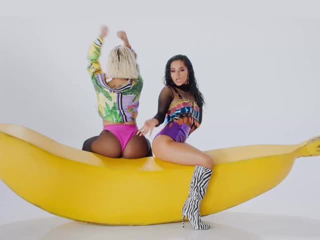 y2mate.com - anitta with becky g banana official music video 0OmRrFD8zJk 1080p 1