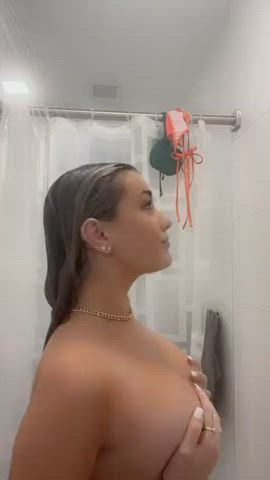 big tits blonde cute nude shower teen clip