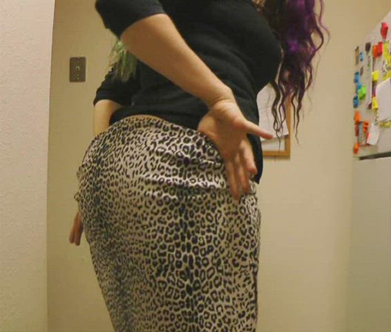 big ass flashing pawg clip