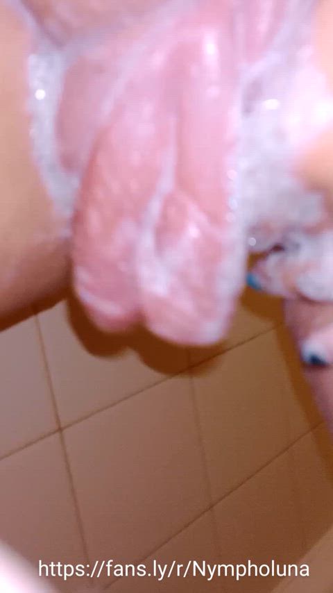 I was a dirty girl... Would you help me wash my huge pussy? [f]🥵