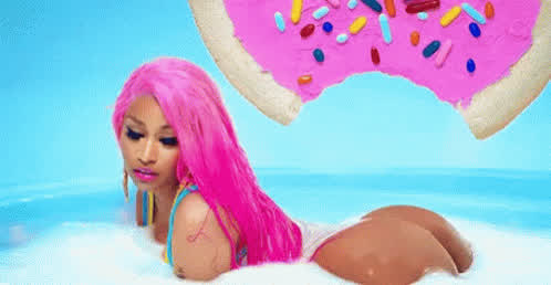 bath bubble butt celebrity ebony nicki minaj wet clip