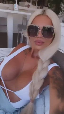 bbc big tits blonde cheating hotwife lips nails romanian tattoo clip