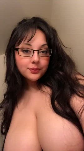 Big Tits Glasses Latina Long Hair clip