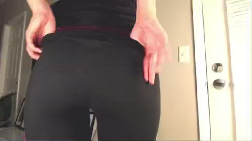 Camgirl OnlyFans Tease Thong clip