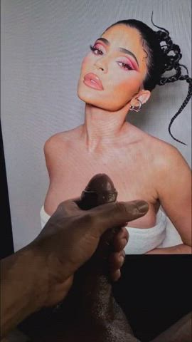 Kylie Jenner cum tribute