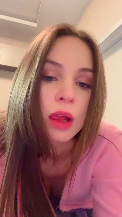 18 years old onlyfans teen clip