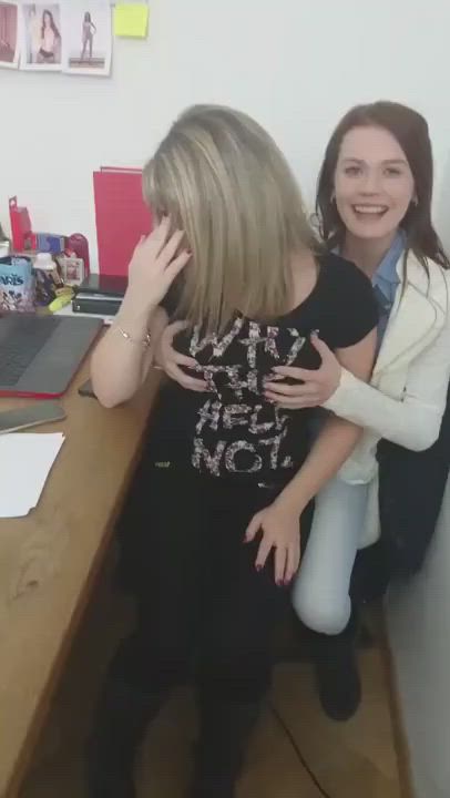 Amateur Lesbian Rubbing clip