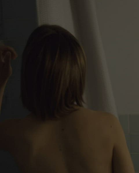 [Topless] Catherine Missal in Tell Me Lies (2022) S01E04