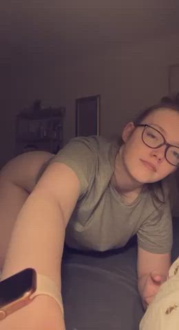 I love to shake my booty. Who’s going to fuck me while I shake my booty?