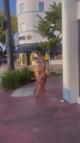 Mouni Roy scorching hot in a bikini on Miami streets