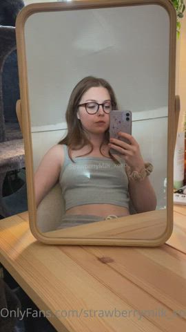 big tits glasses teen tits clip