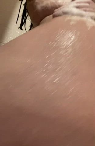 Pawg in shower