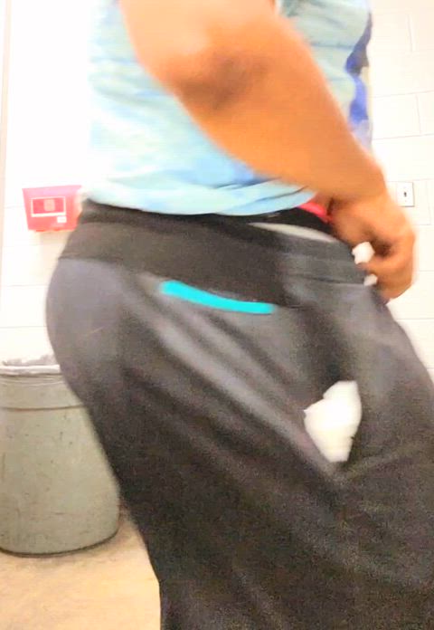 ass shaking ass spread asshole big ass bubble butt femboy sissy thick twerking clip