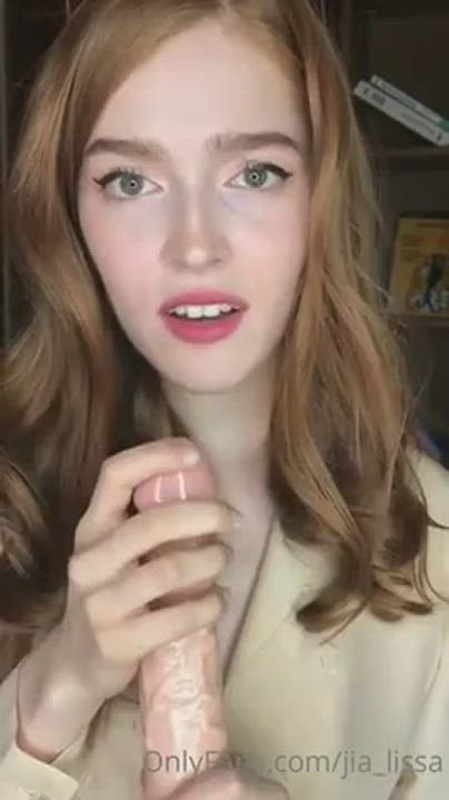 Jia Lissa Masturbating In Library