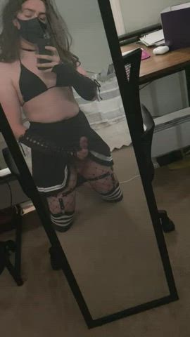 Anyone like goth hung femboys?