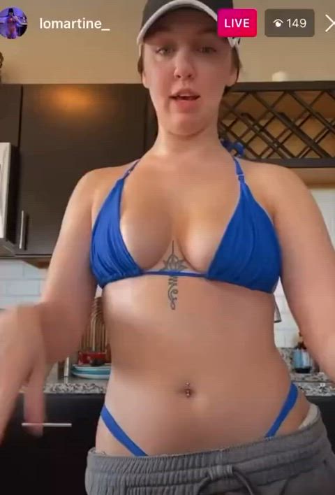 big tits bikini nipples nipslip tits clip