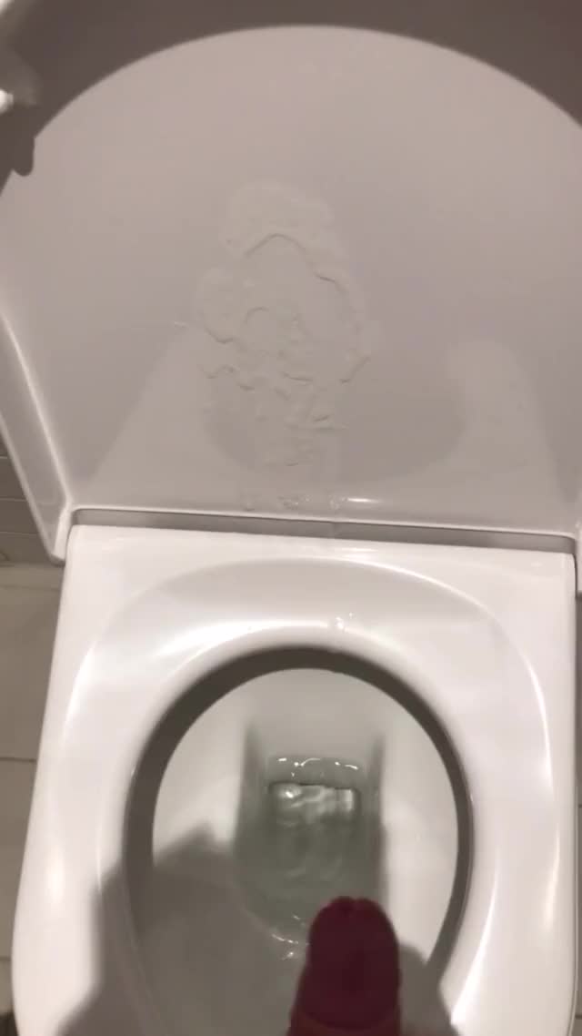 Me jerking off in public toilet, explosion of cum
