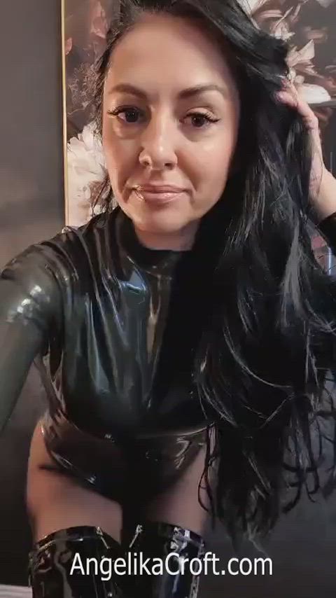 Did you miss your latex honey on latexcamera.com? 😍 Come say hello!