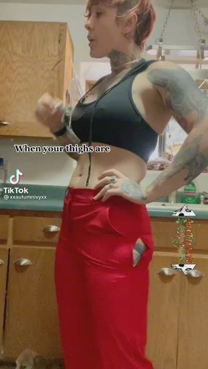 Fitness Muscular Girl Tattoo TikTok clip