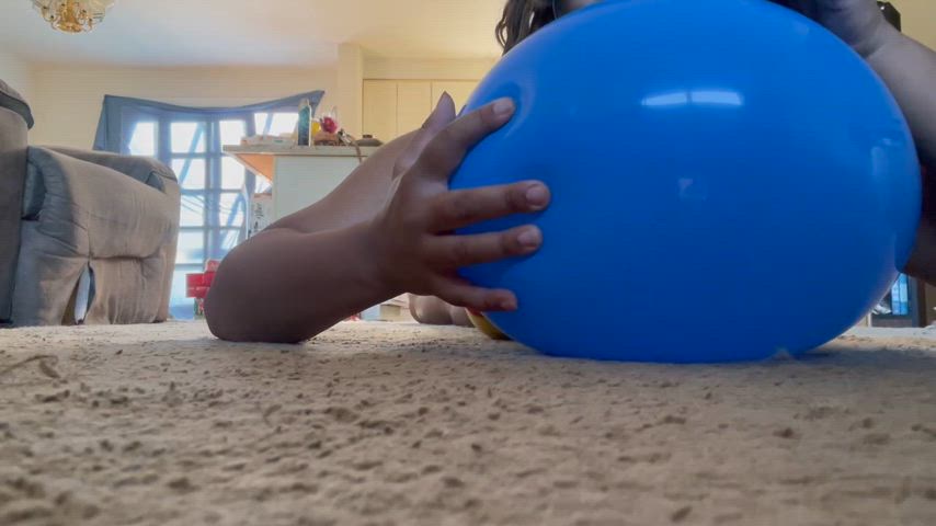 amateur balloons onlyfans clip