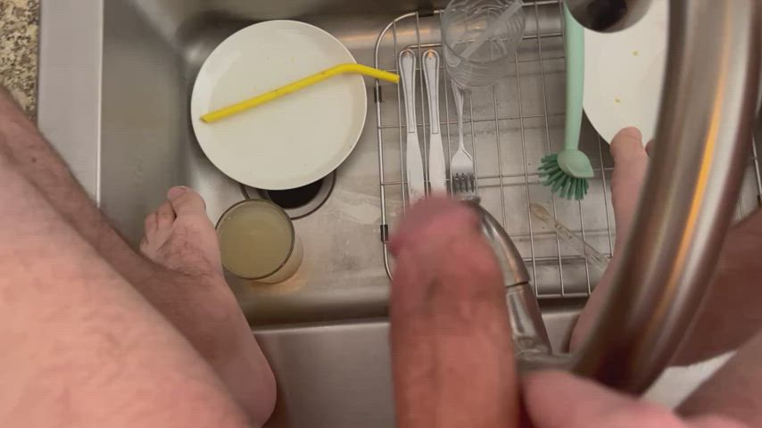 Play at the sink with me