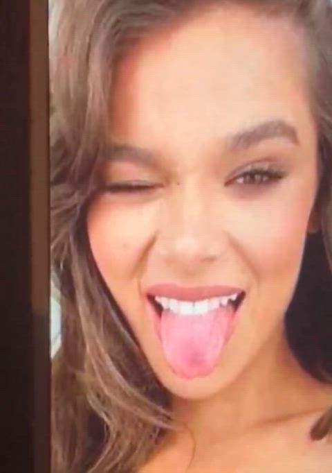 Hailee Steinfeld Cum Tribute 