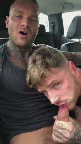 Love how he keeps on sucking with cum on his face