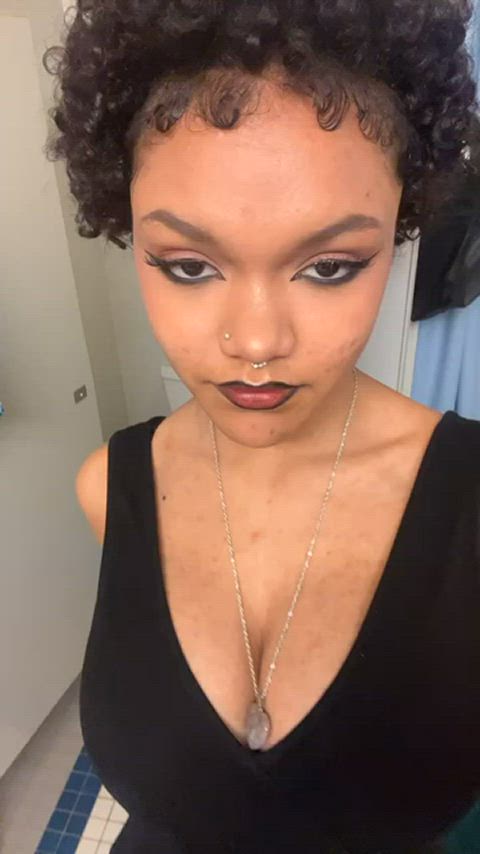 19 years old afro big tits ebony goth onlyfans tease tiktok clip