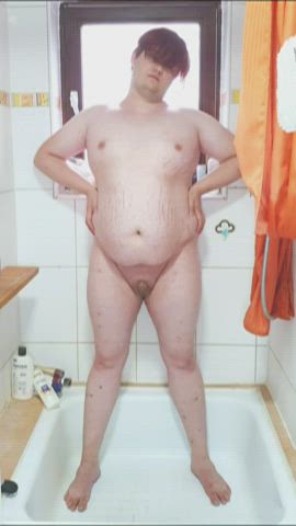 chubby golden shower pee peeing penis piss pissing shower trans clip