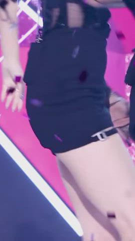 Sana giggling meaty thighs 🤤