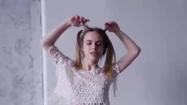 Alexandra Smelova - Sexy dance